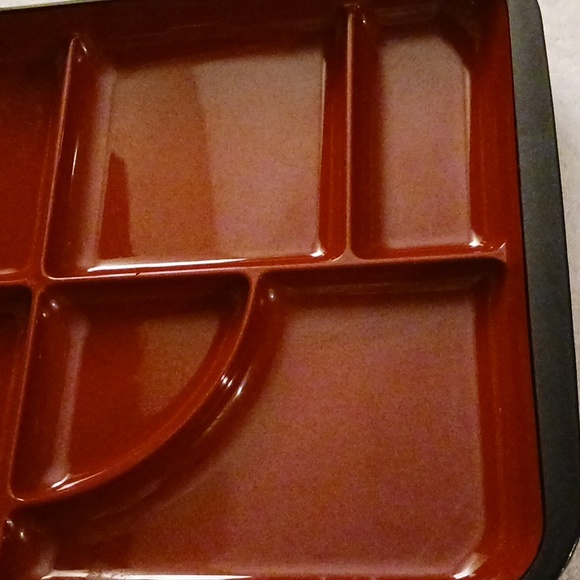 Japanese eating tray nwot red and black color - Picture 3 of 4